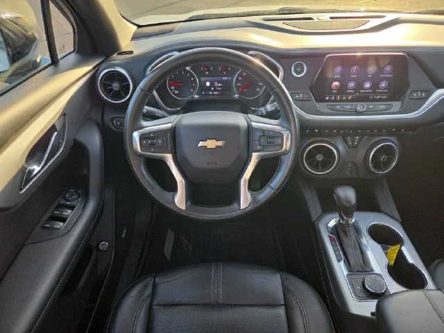 Used 2020 SUMMIT WHITE Chevrolet LT image 15