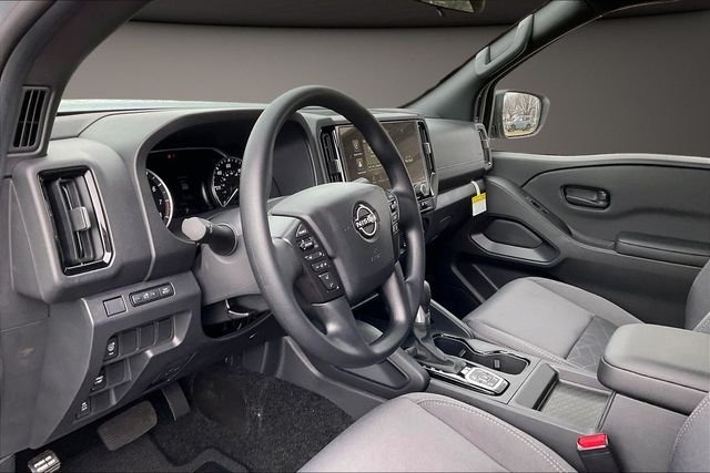 New 2026 Boulder Gray Pearl Nissan Crew Cab SV image 7