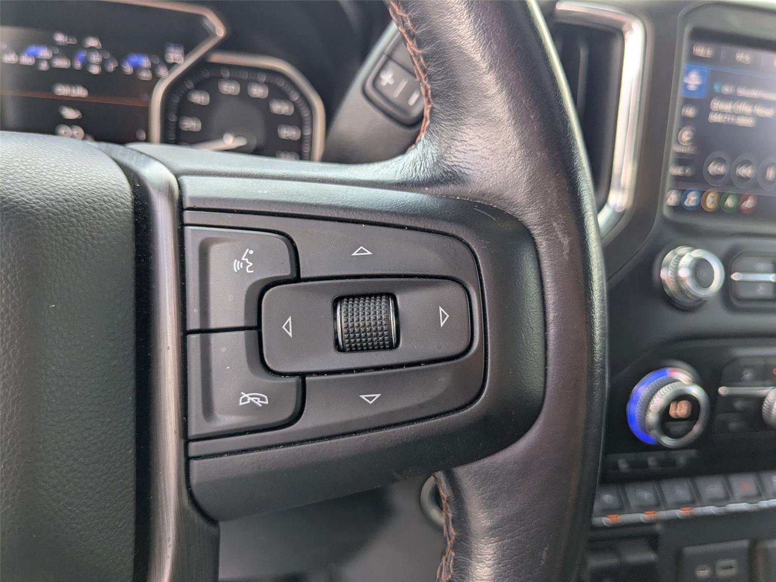 Used 2021 Summit White GMC AT4 image 19