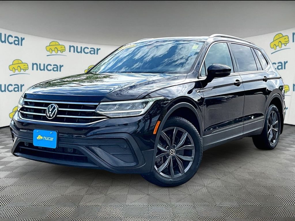 Used 2022 Black Volkswagen 2.0T SE image 3