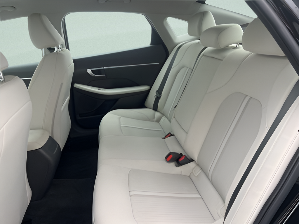 Used 2025 Abyss Black Hyundai SEL image 22