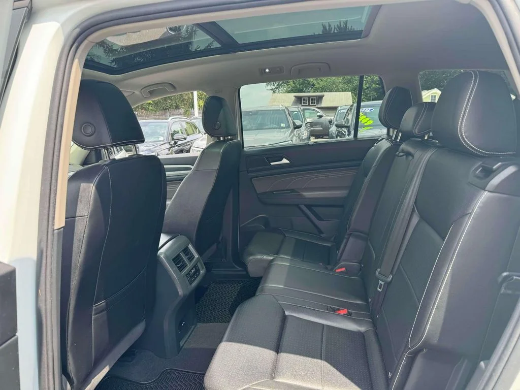 2022 Volkswagen Atlas SEL R-Line Black - Photo 40
