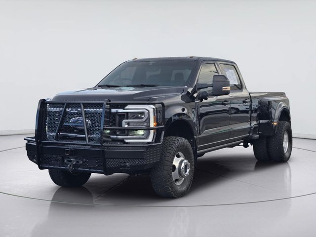 2025 Ford Super Duty F-350 DRW Platinum