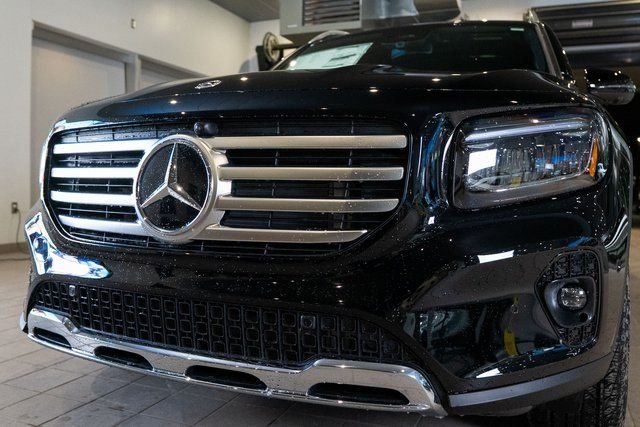 Used 2026 Black Mercedes-Benz GLB 250 image 8