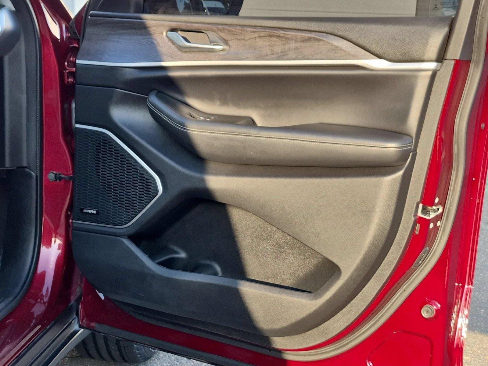 Used 2021 Velvet Red Pearlcoat Jeep Limited image 35