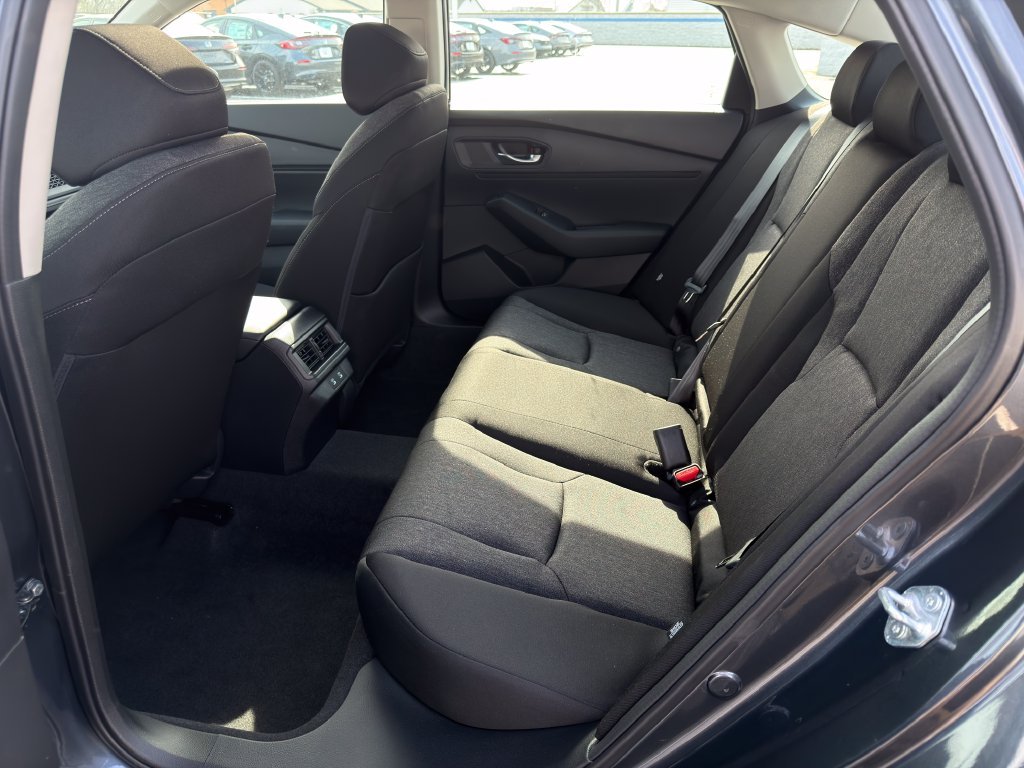 New 2026 Meteorite Gray Metallic Honda SE image 19