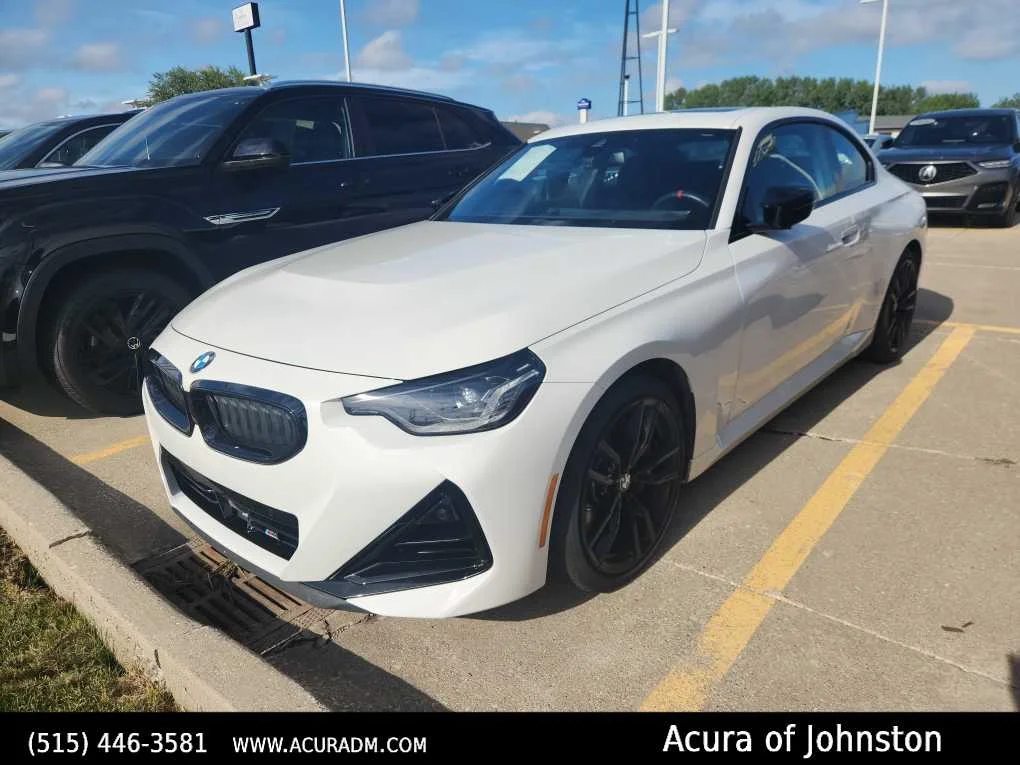 Used 2025 Alpine White BMW M240i xDrive image 1
