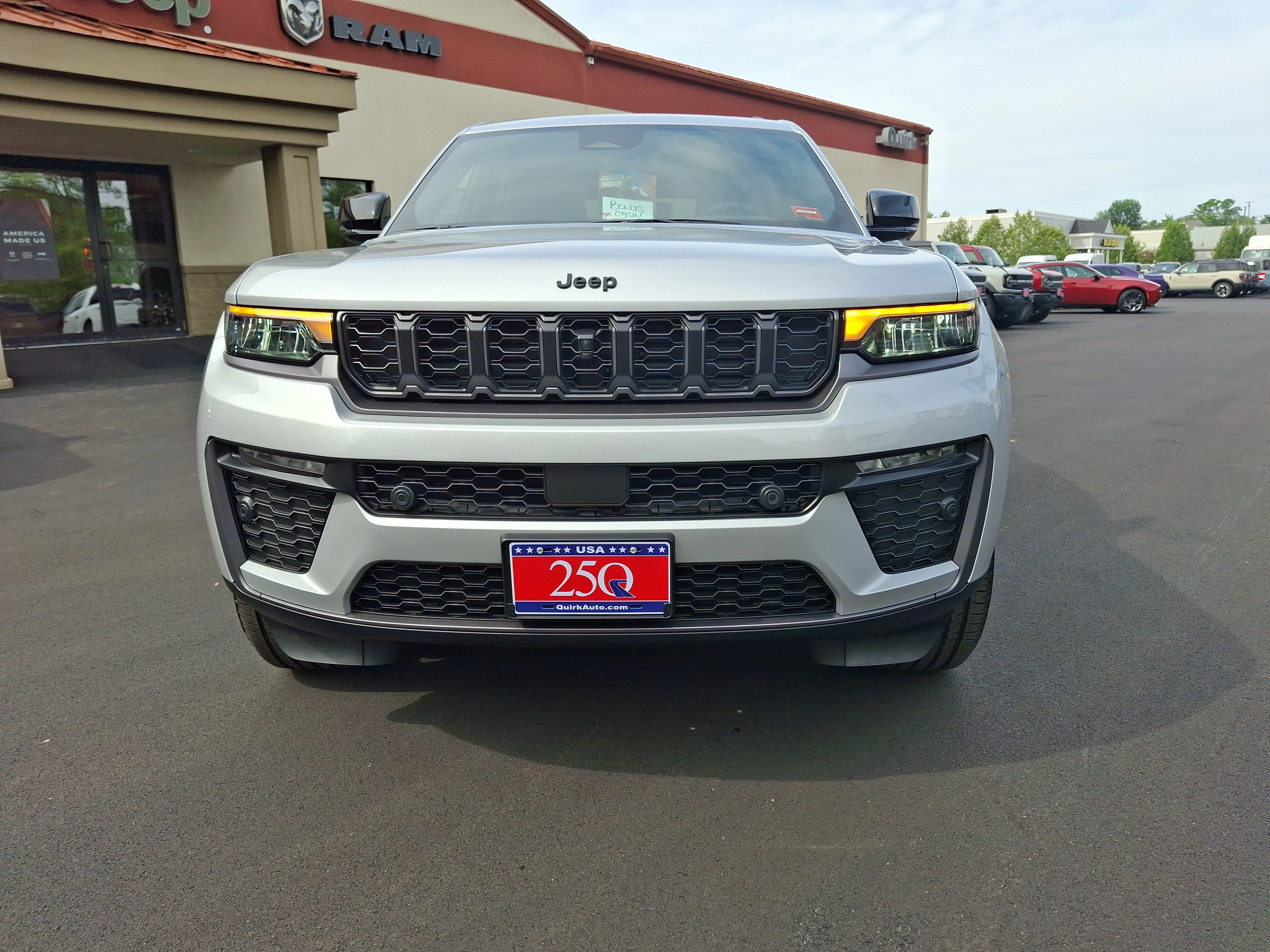 New 2026 Silver Zynith Exterior Paint Jeep 85th Anniversary Edition image 2