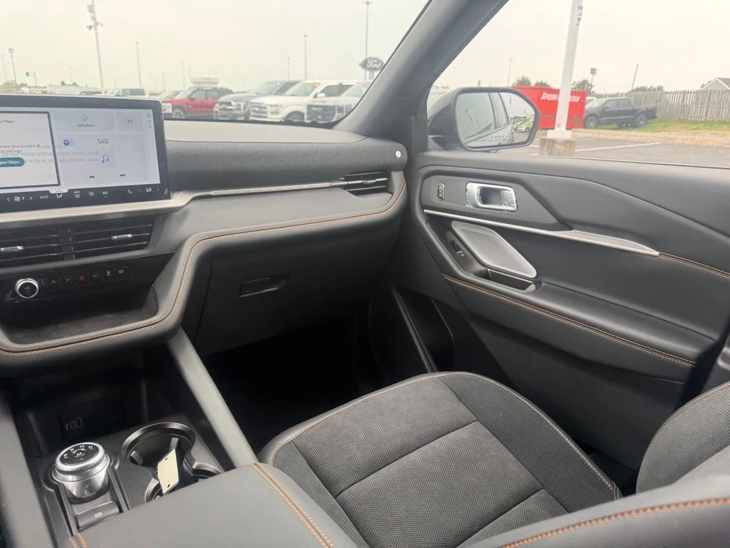 New 2026 Vapor Blue Metallic Ford Tremor® image 43
