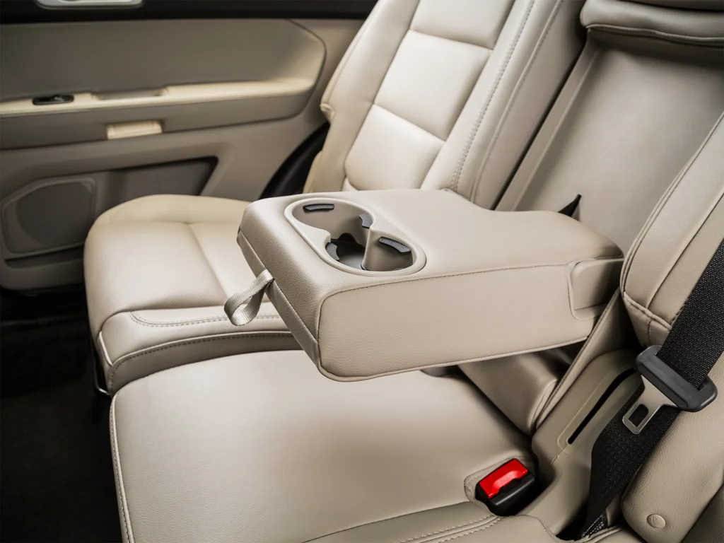 Used 2015 White Ford Limited image 39