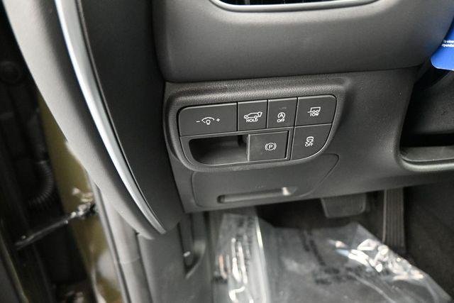 New 2026 Green Hyundai SEL AWD image 16