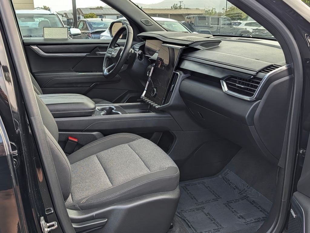 2025 GMC Acadia Elevation - Photo 9