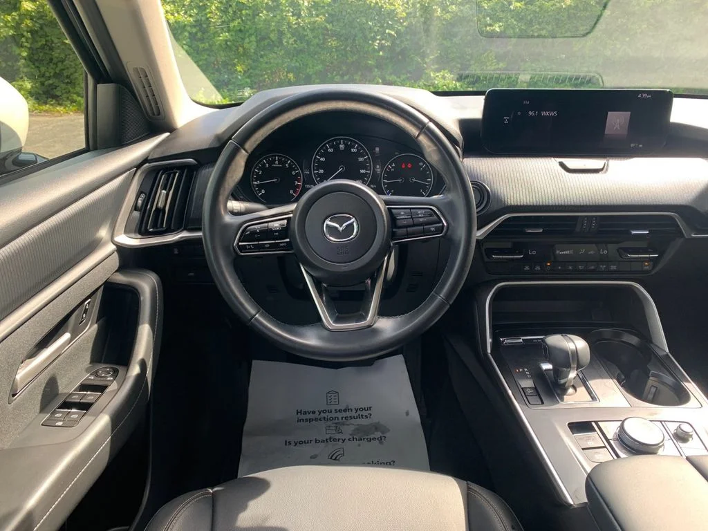 Used 2025 White Mazda 3.3 Turbo Select image 17