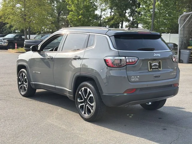 Used 2024 Gray Jeep Limited image 11