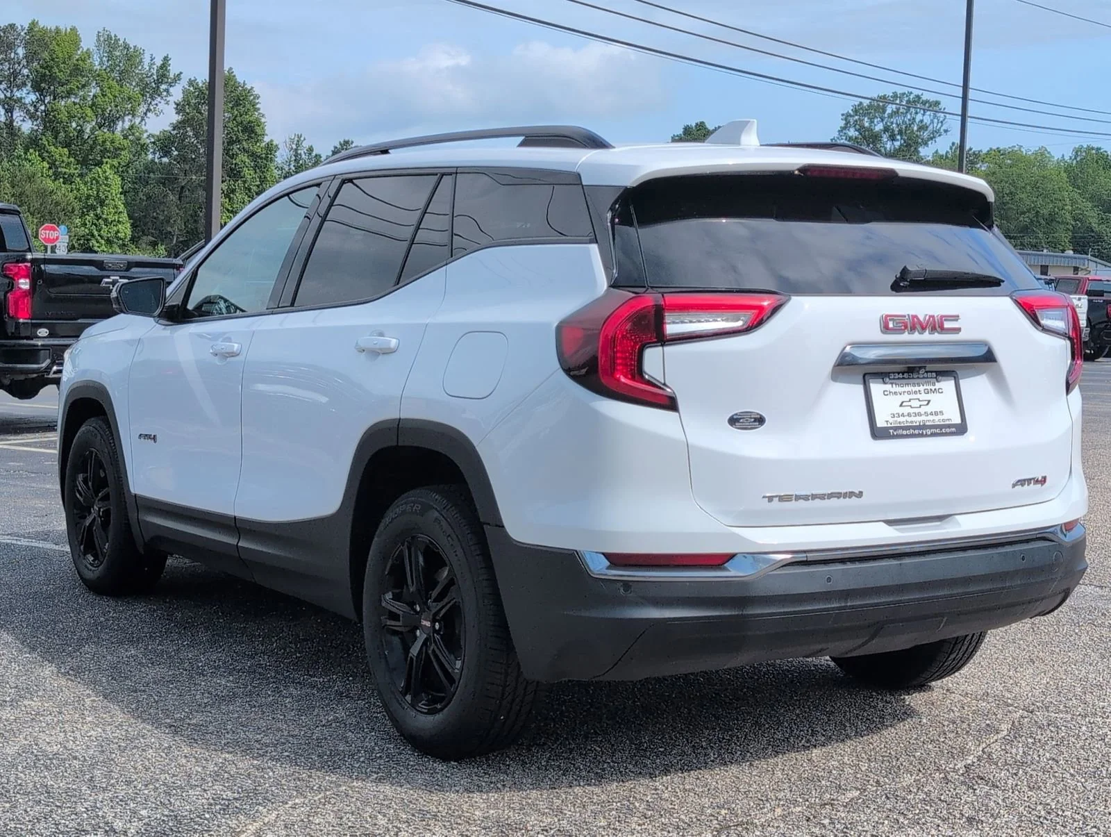 Used 2024 Summit White GMC AT4 image 3