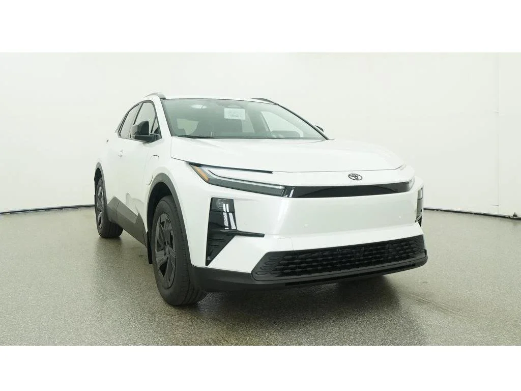 New 2026 Wind Chill Pearl Toyota SE image 30