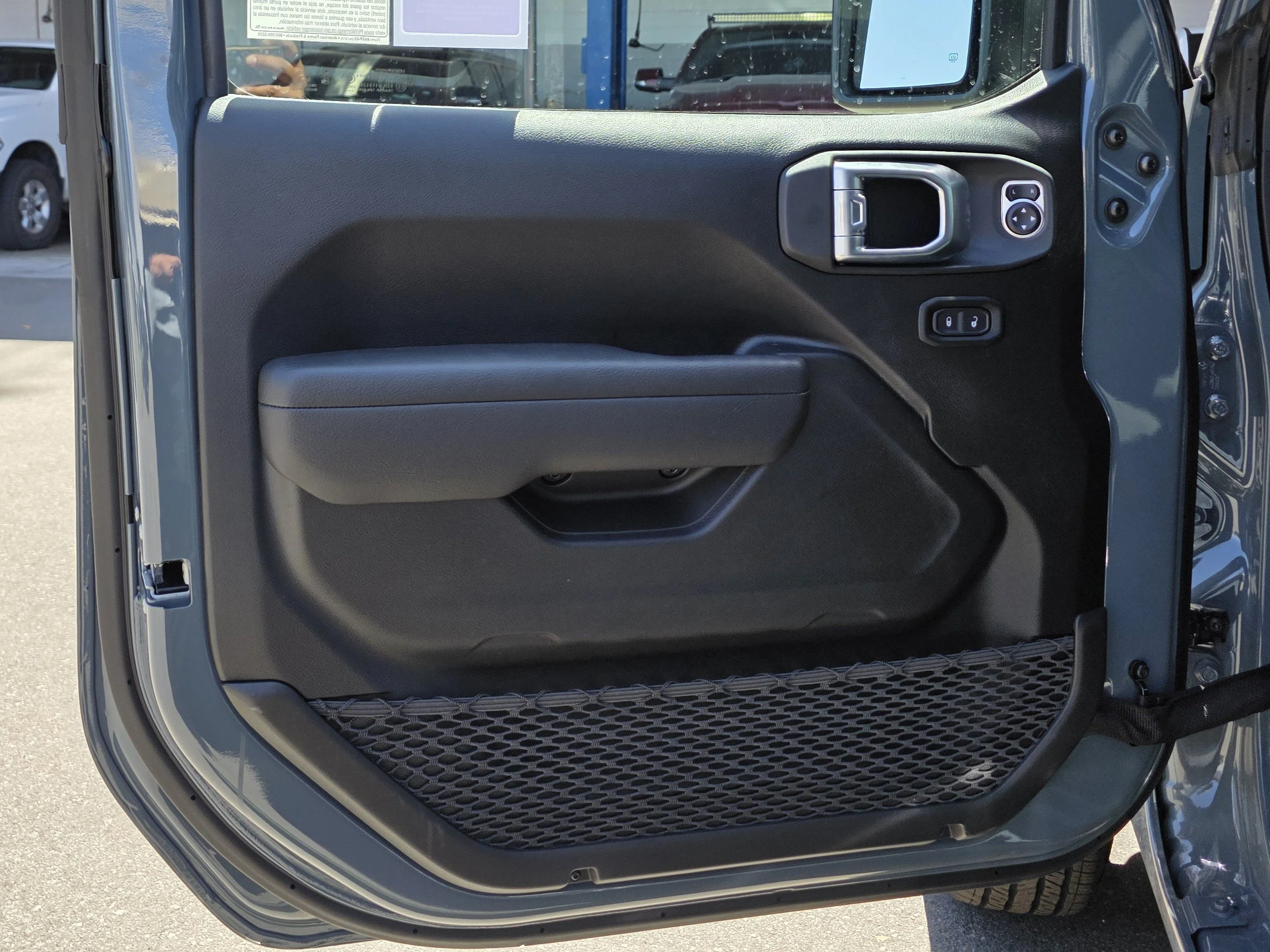 New 2026 Anvil Clearcoat Jeep Sport S image 6