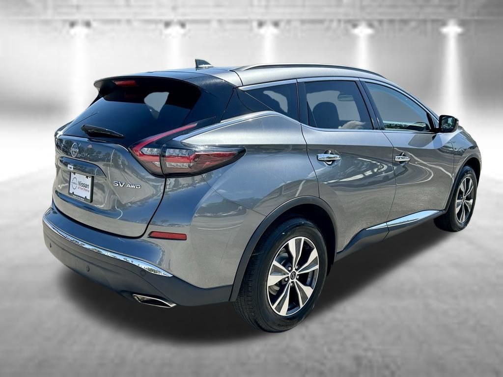 Used 2023 Gray Nissan SV image 6