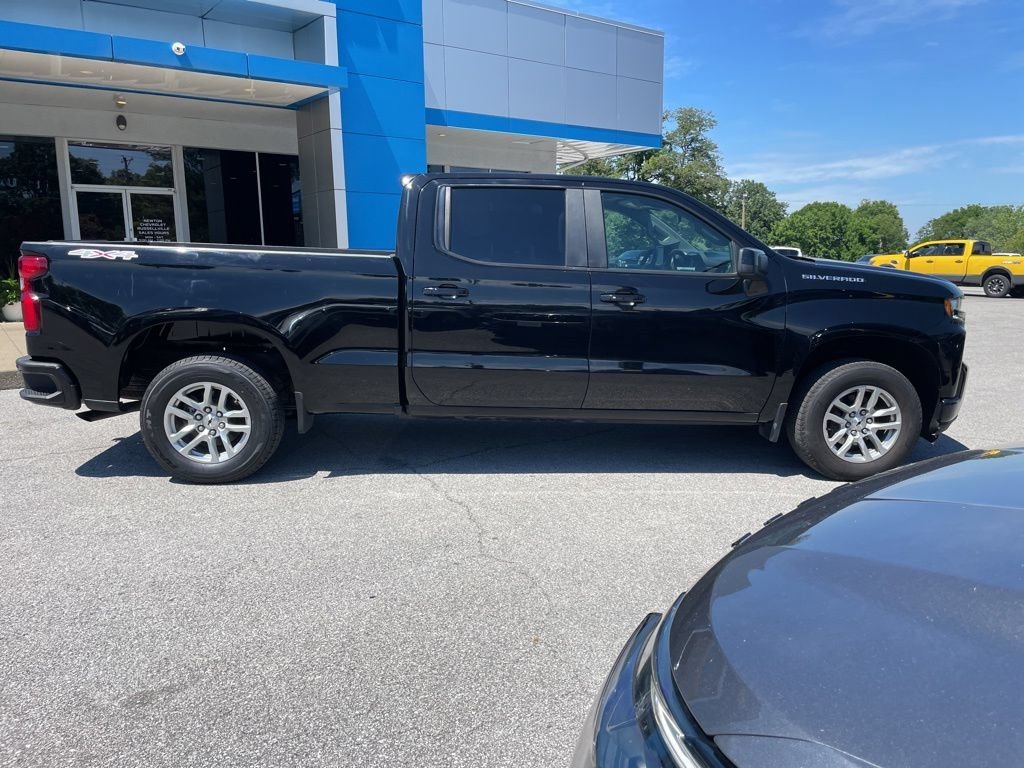 Used 2022 Black Chevrolet RST image 43