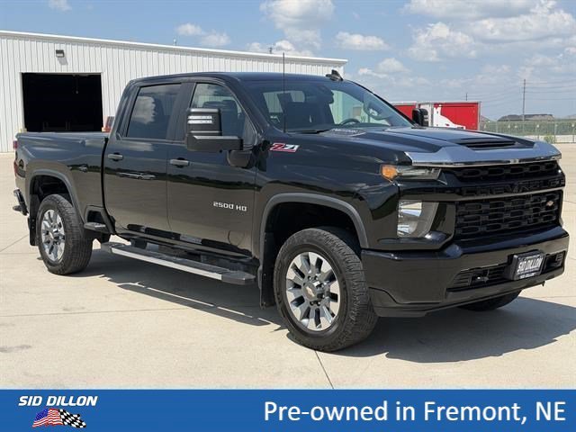 Used 2022 Mosaic Black Metallic Chevrolet Custom image 11
