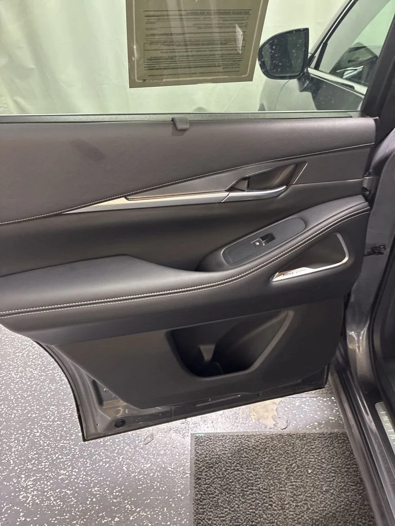Used 2023 Gray INFINITI LUXE image 28