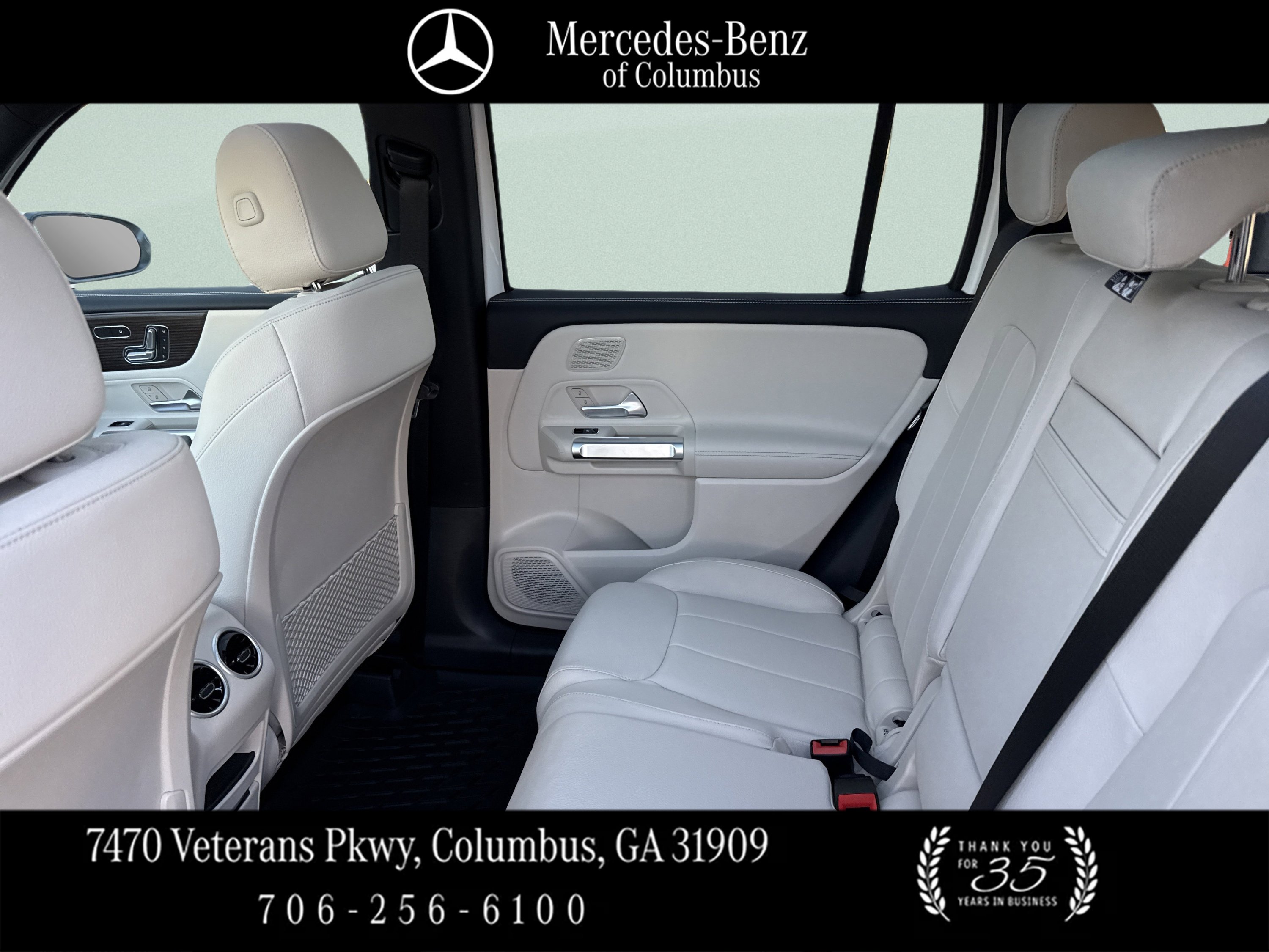 Used 2026 Polar White Mercedes-Benz GLB 250 image 25