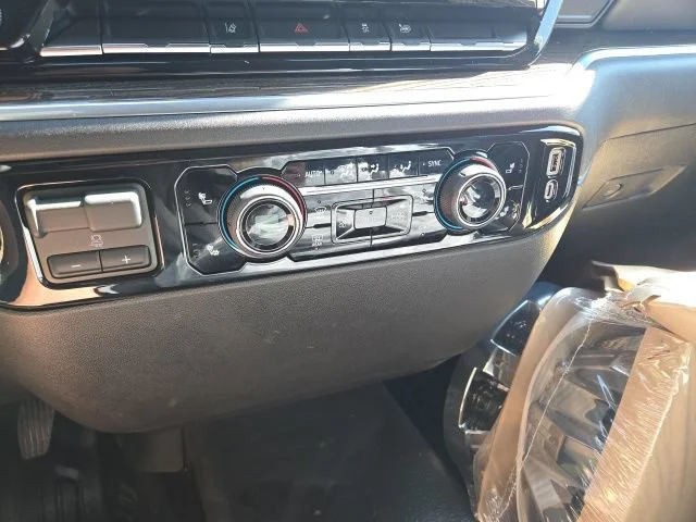 2026 Chevrolet Silverado 3500 HD LT - Photo 13