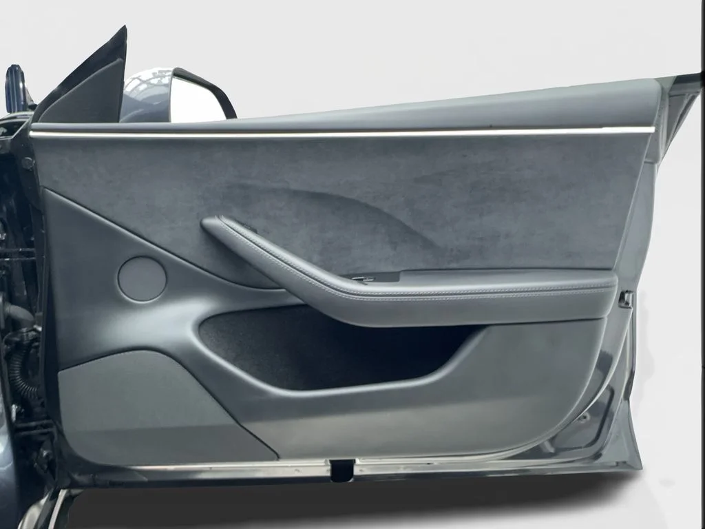 Used 2025 Black Tesla Long Range image 27