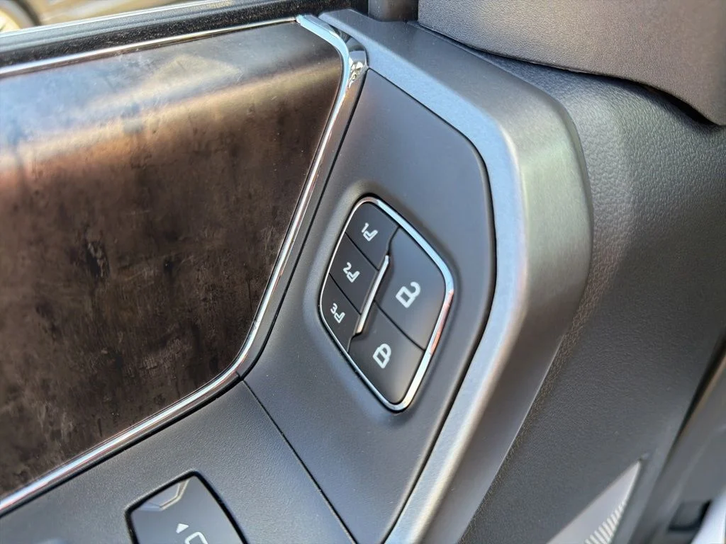 New 2026 Gray Ford Lariat image 23