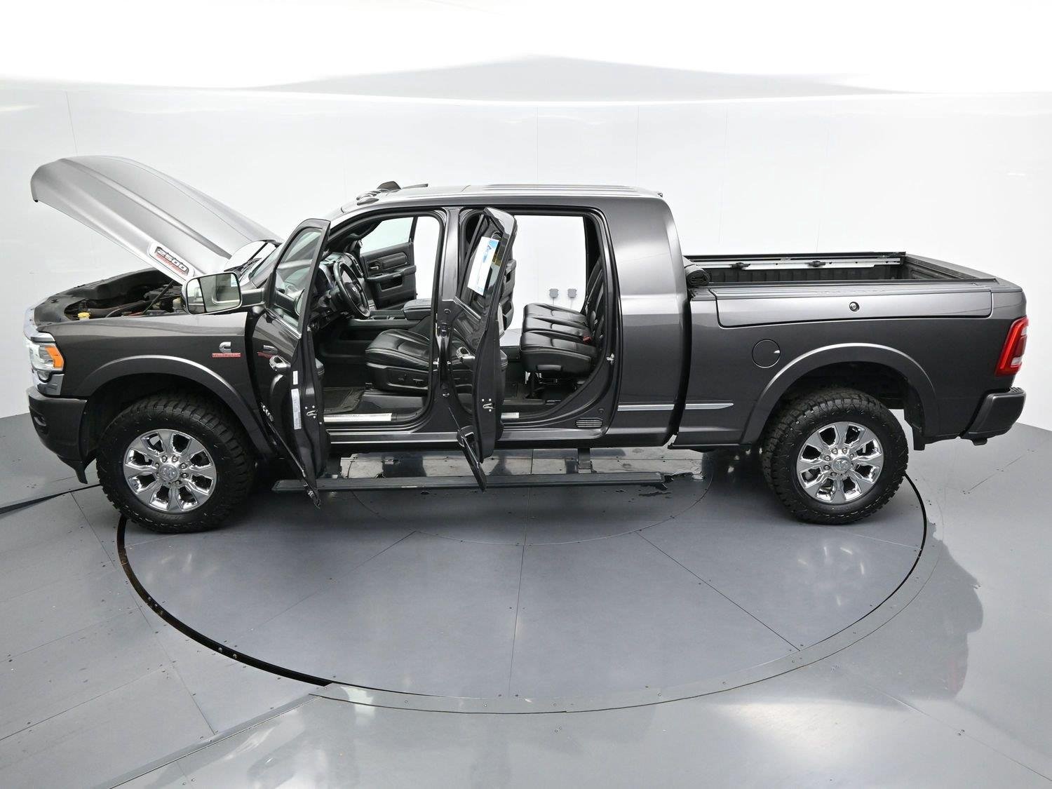 Used 2020 Granite Crystal Metallic Clearcoat Ram Limited image 43