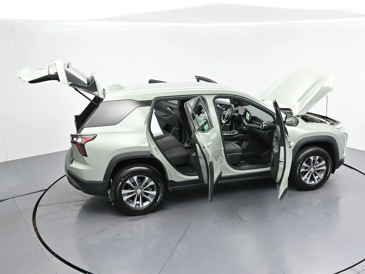 Used 2025 Cacti Green Chevrolet LT image 37
