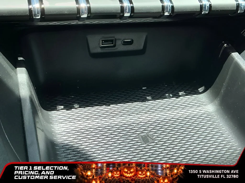 New 2027 Ebony Twilight Metallic GMC Elevation image 37