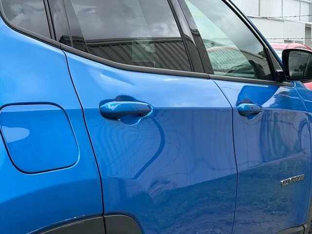 Used 2022 Blue Jeep Latitude image 14