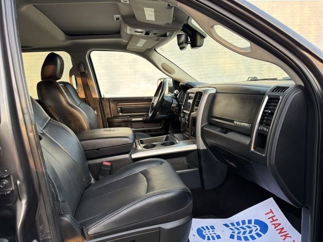 2018 RAM Ram 3500 Pickup Laramie - Photo 11