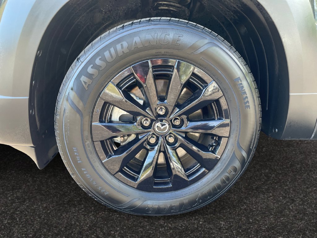 Certified Used 2025 Jet Black Mazda Premium image 13