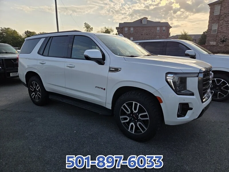 Used 2022 White Frost GMC AT4 image 3