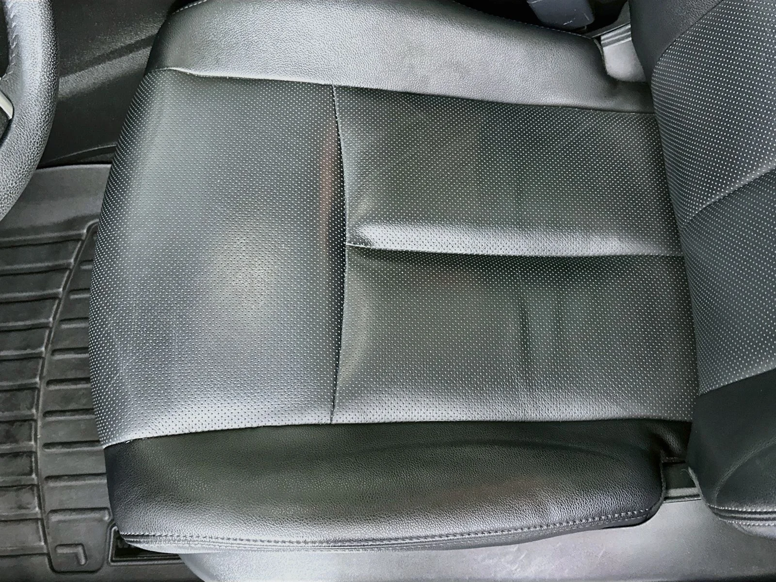 Used 2015 Gun Metallic Nissan SL image 20