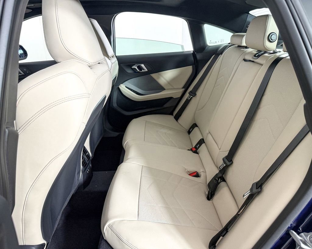 2025 BMW 2 Series M235 - Photo 31