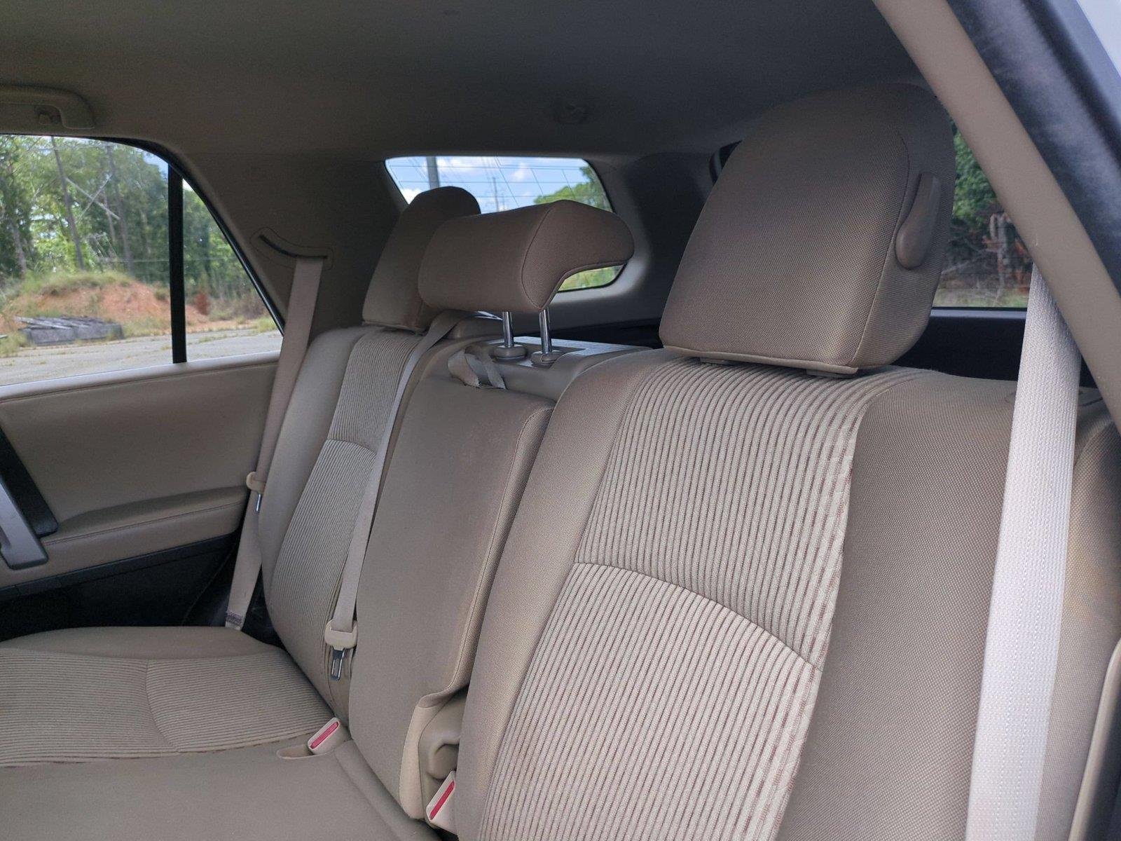 Used 2017 Super White Toyota SR5 image 29