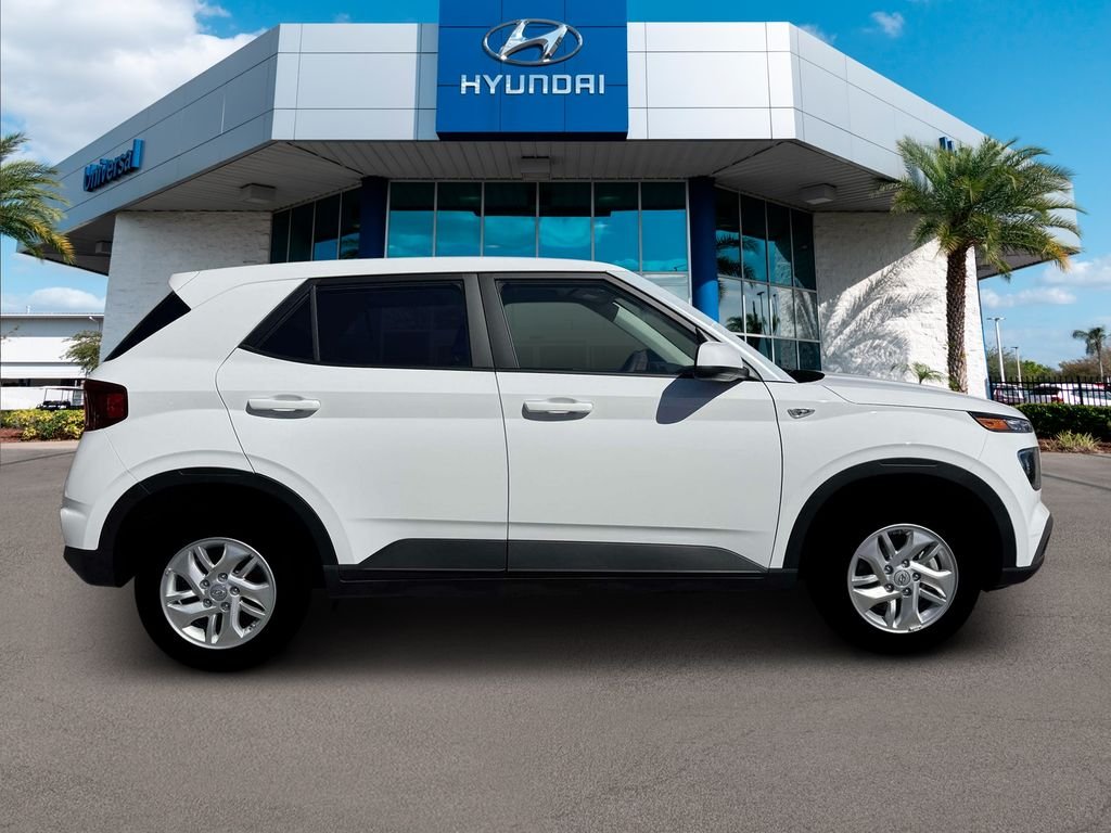 New 2026 White Hyundai SE image 29