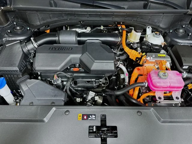 New 2026 Hyundai SANTA FE HYBRID SE