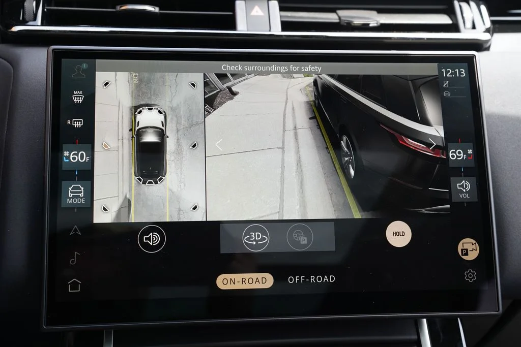New 2026 Santorini Black Land Rover Belgravia Edition image 28