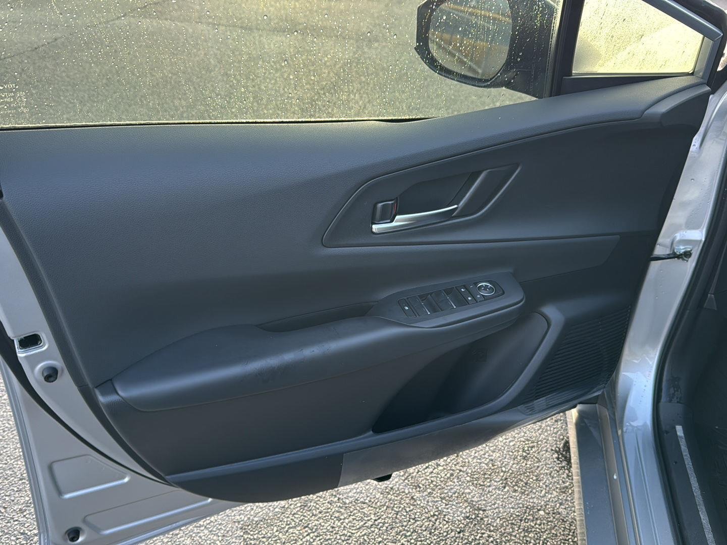 New 2025 Cutting Edge Toyota XSE image 13