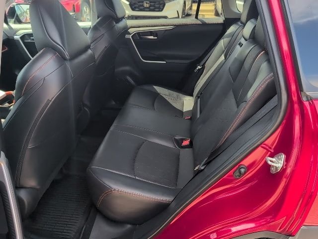 Used 2020 Pearl Toyota Adventure image 13