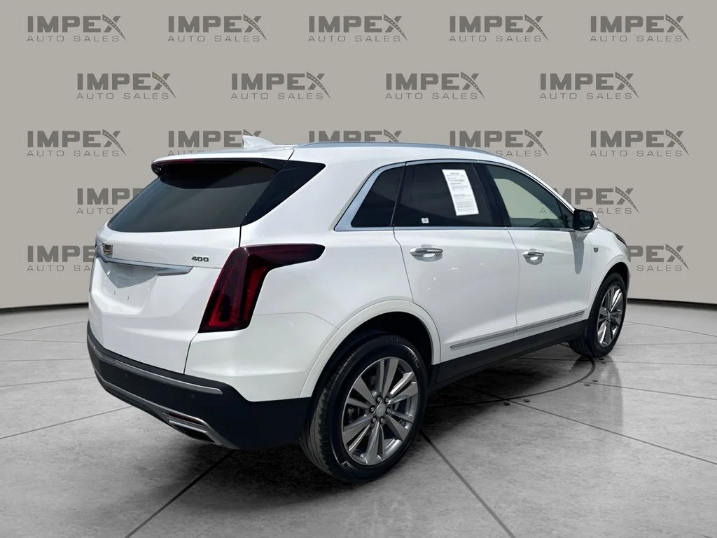 Used 2025 White Cadillac Premium Luxury image 5