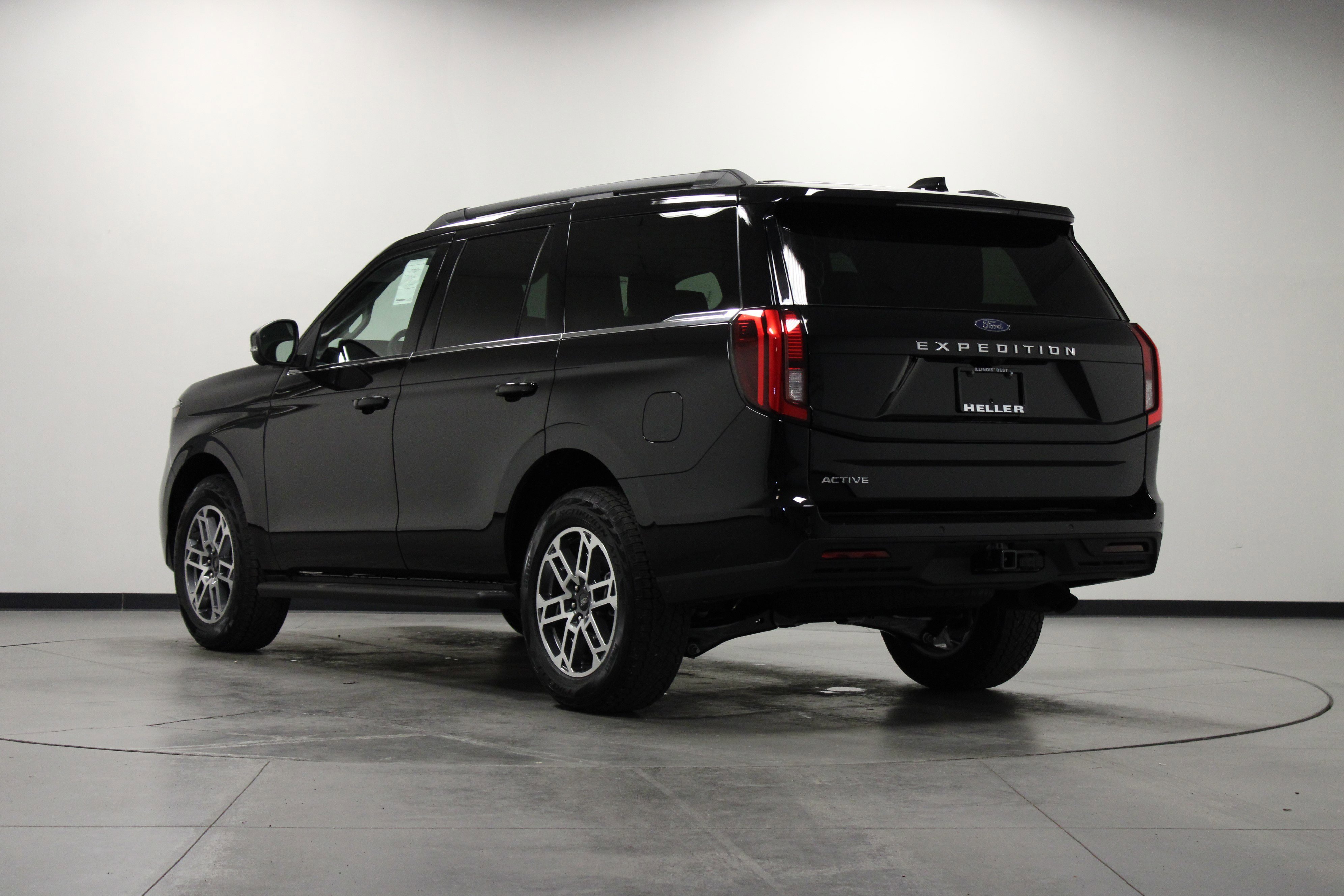 New 2026 Agate Black Metallic Ford Active image 6