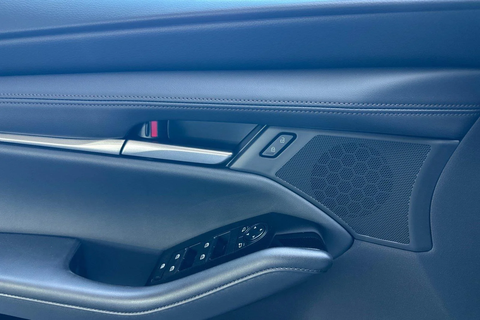 New 2026 Jet Black Mica Mazda 2.5 S Preferred image 11