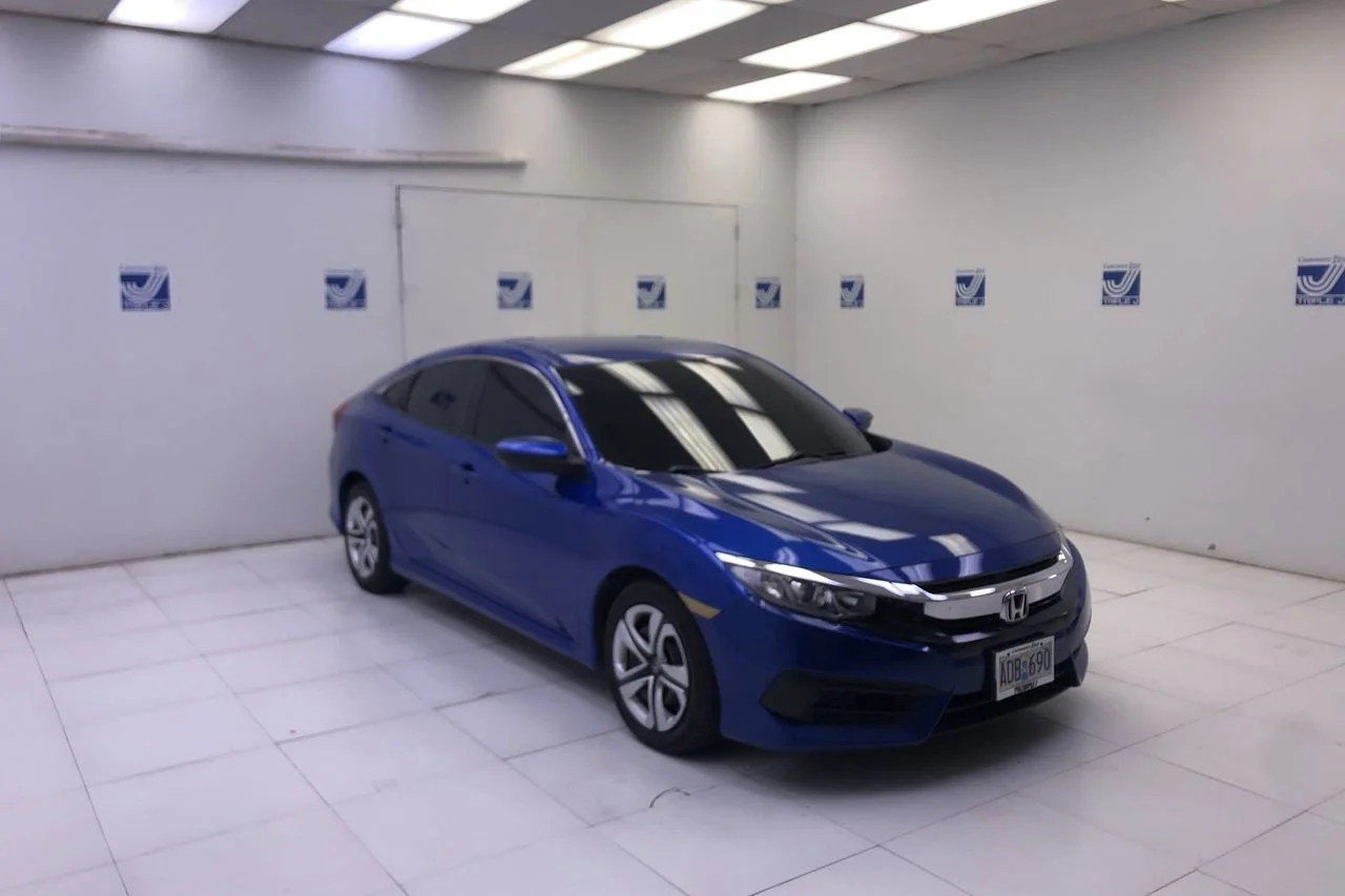 2018 Honda Civic LX CVT's photo