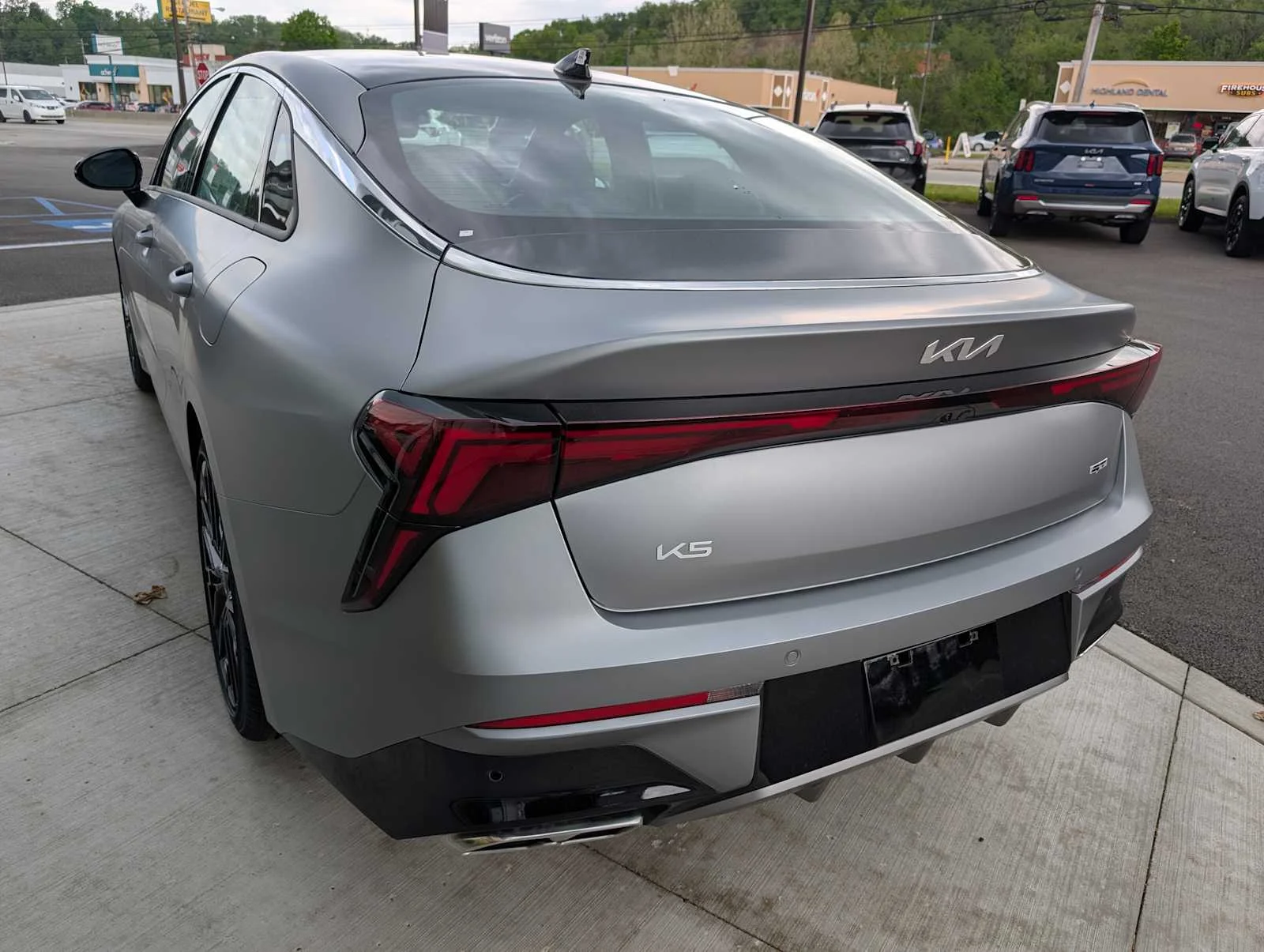 New 2026 Steel Matte Gray Kia GT image 9