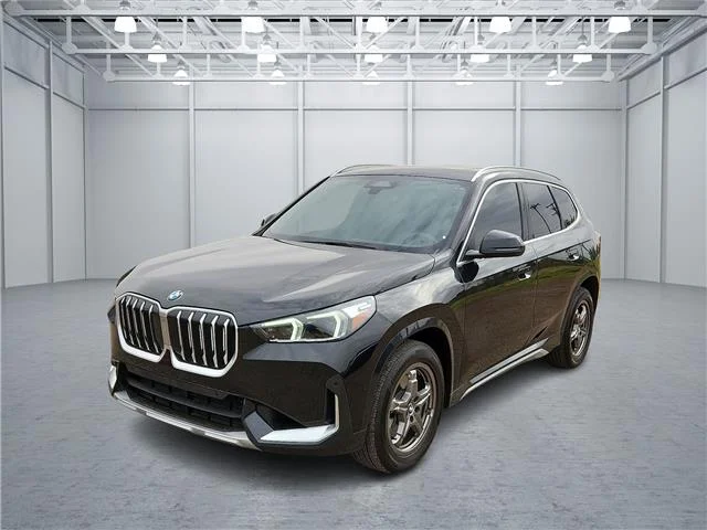 Used 2025 Black BMW xDrive28i All-Wheel Drive Sports Activity Vehicle image 1
